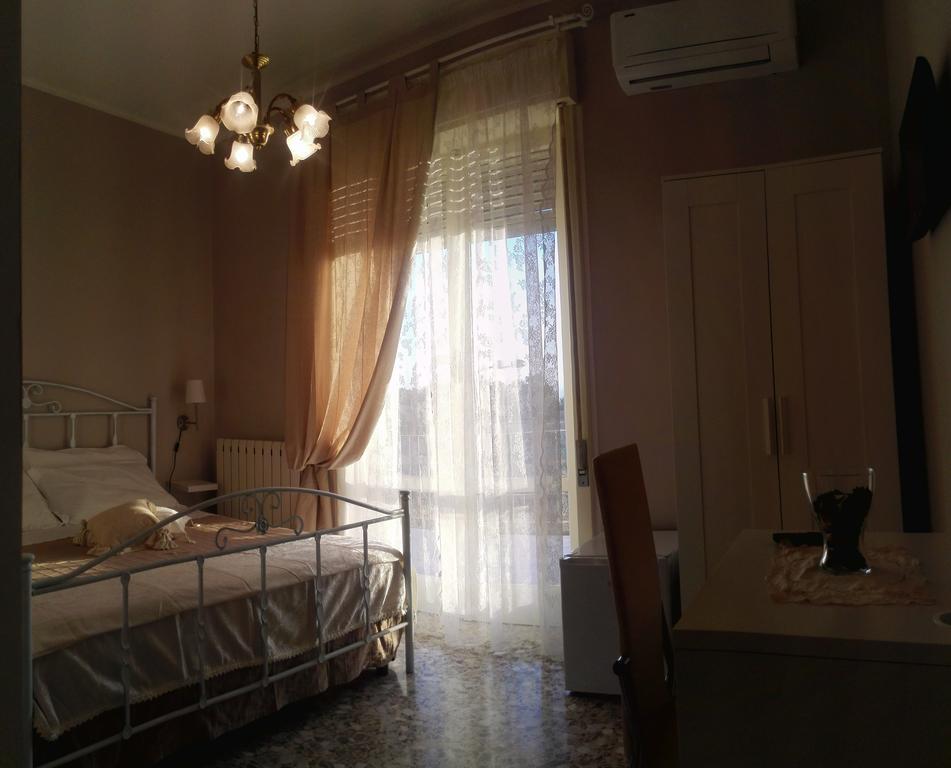 Bed and Breakfast La Fonte à Syracuse Chambre photo